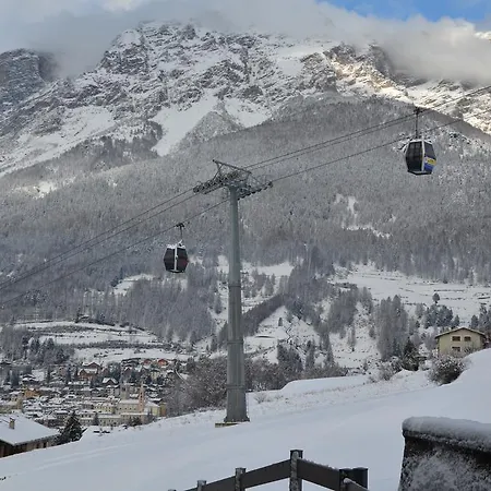 Ski Stadium شقة *