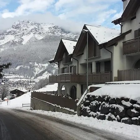 Ski Stadium شقة *
